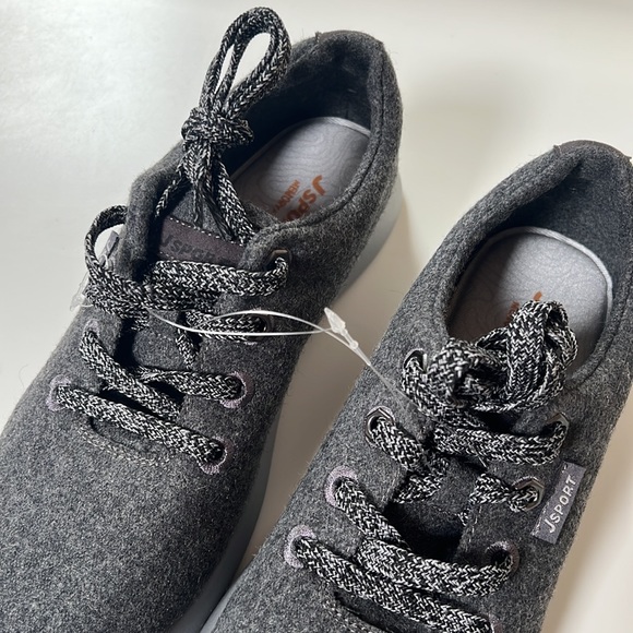 JSport Women’s Arrow Memory Foam Lace-Up Casual Walking Sneakers in Tweed Grey - Picture 3 of 13